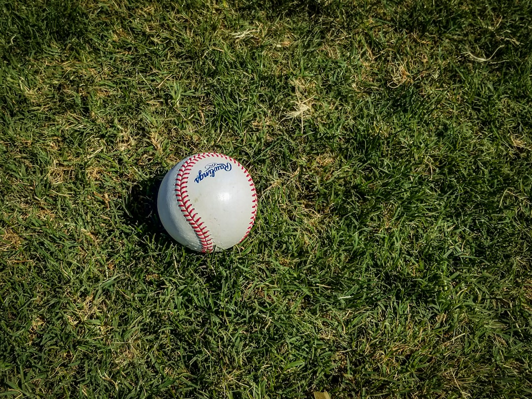 How Wind Affects Baseball Betting at Different Ballparks